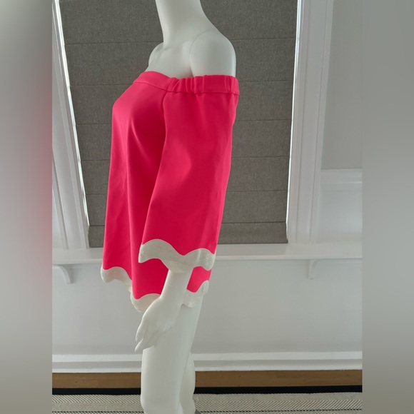 SAIL to SABLE neon pink top - Picture 2 of 5